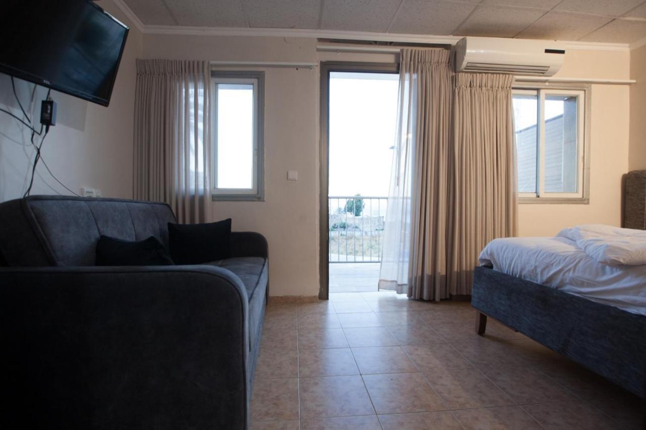 Puy Ahuzat Haosher Hotel Tiberias Exteriér fotografie